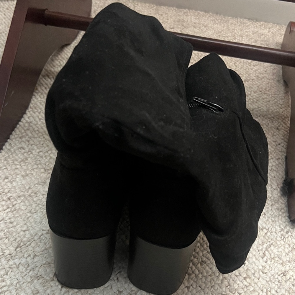 Market & Spruce Black Ankle Booties - Picture 3 of 9